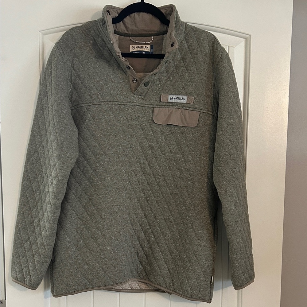 Magellan Outdoors Olive Quilted Pullover